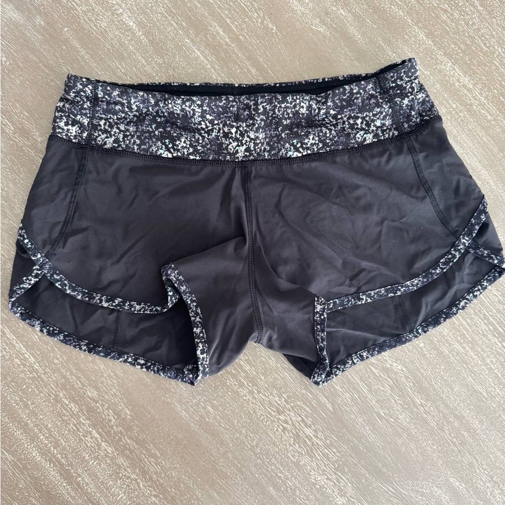 Lululemon athletica low rise speed up shorts 2.5”